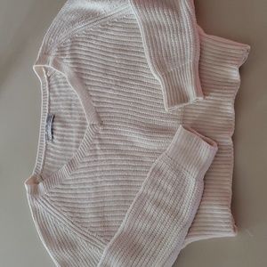 Urban Outfitters ivory/cream cropped vneck sweater size S